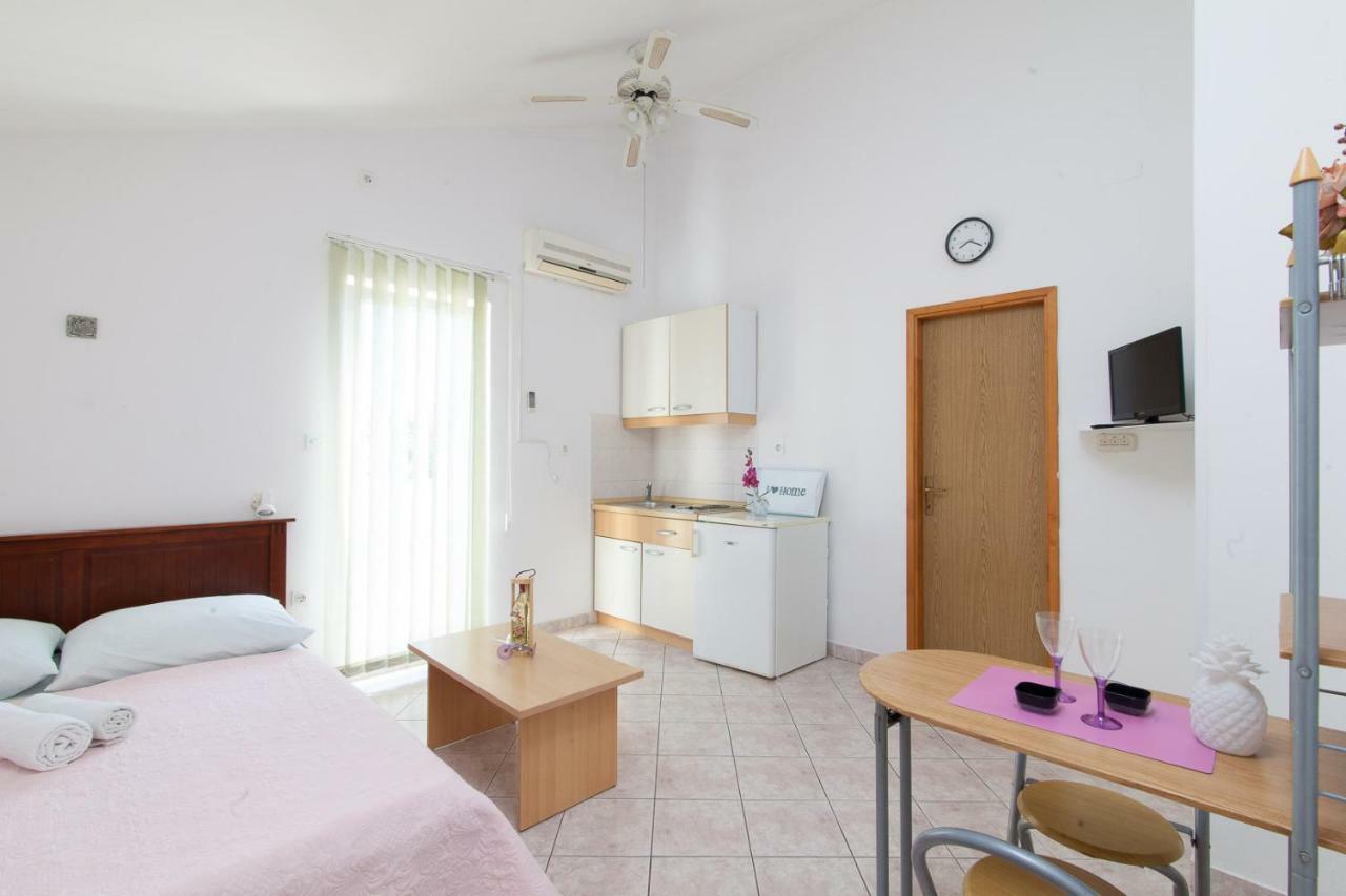 ברודאריצה Apartmani Villa Mimi מראה חיצוני תמונה