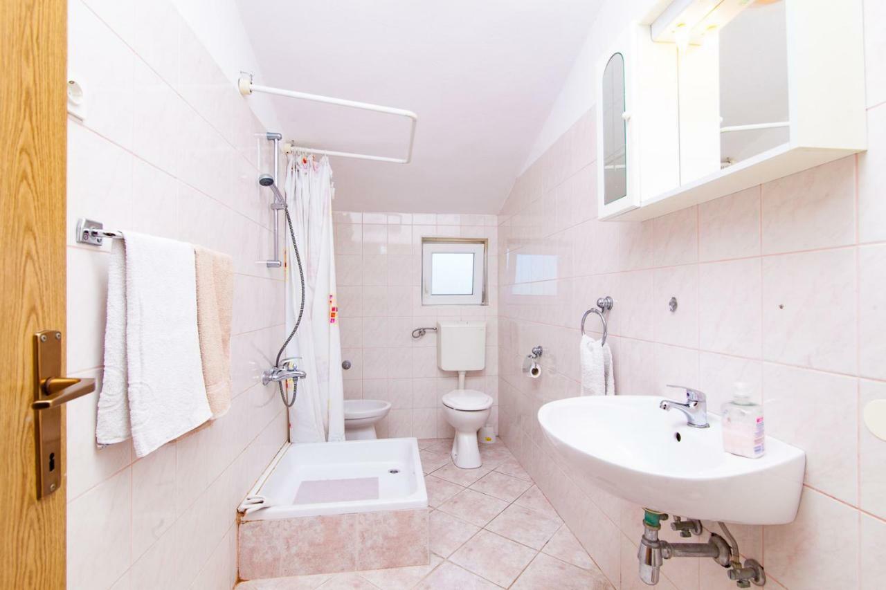 ברודאריצה Apartmani Villa Mimi מראה חיצוני תמונה